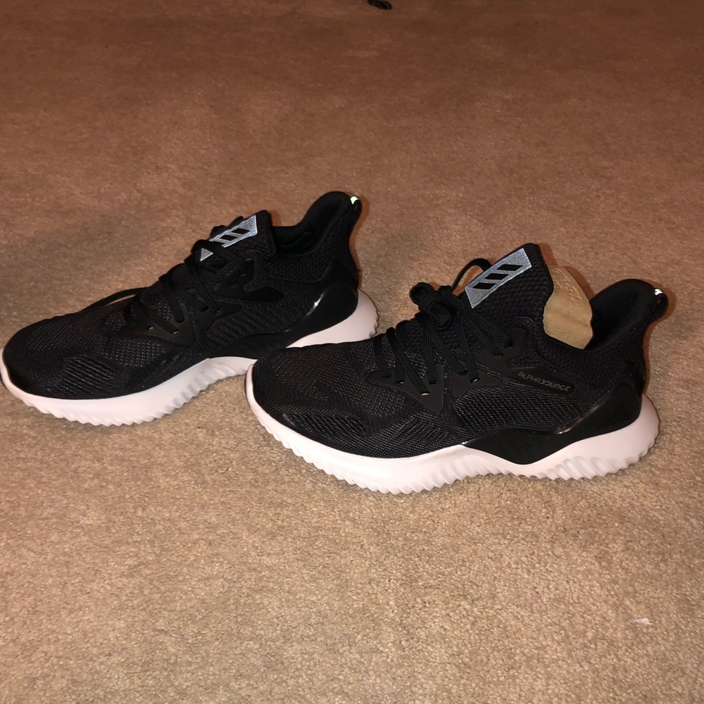 Adidas Alphabounce Women’s Sneakers